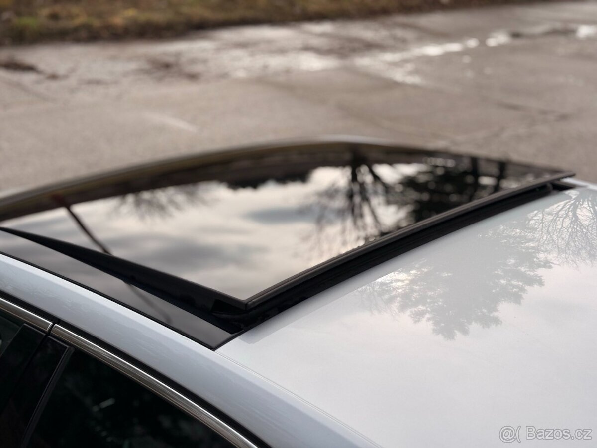 Škoda Superb 3 Ambient 1,6 TDi 88 kW - 12