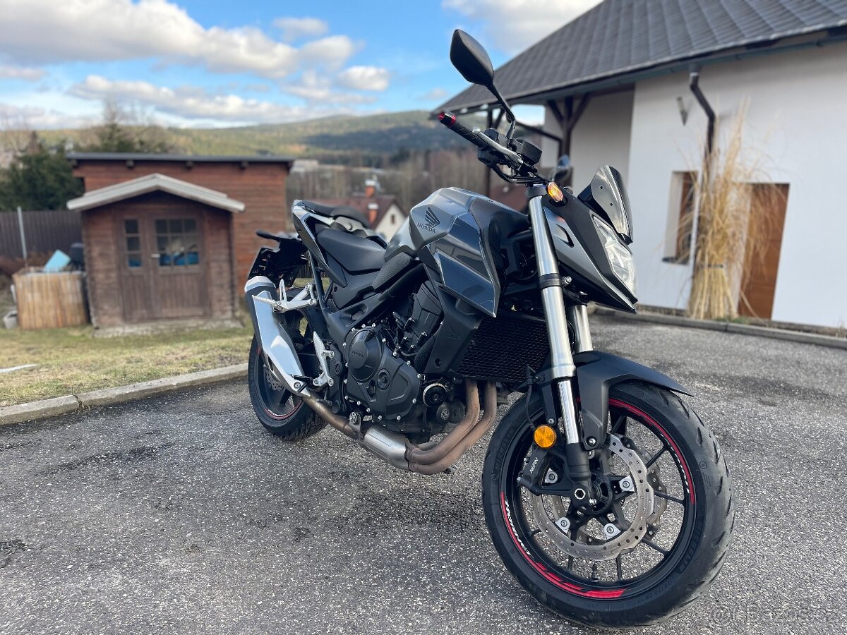 Honda Hornet 750 - 12