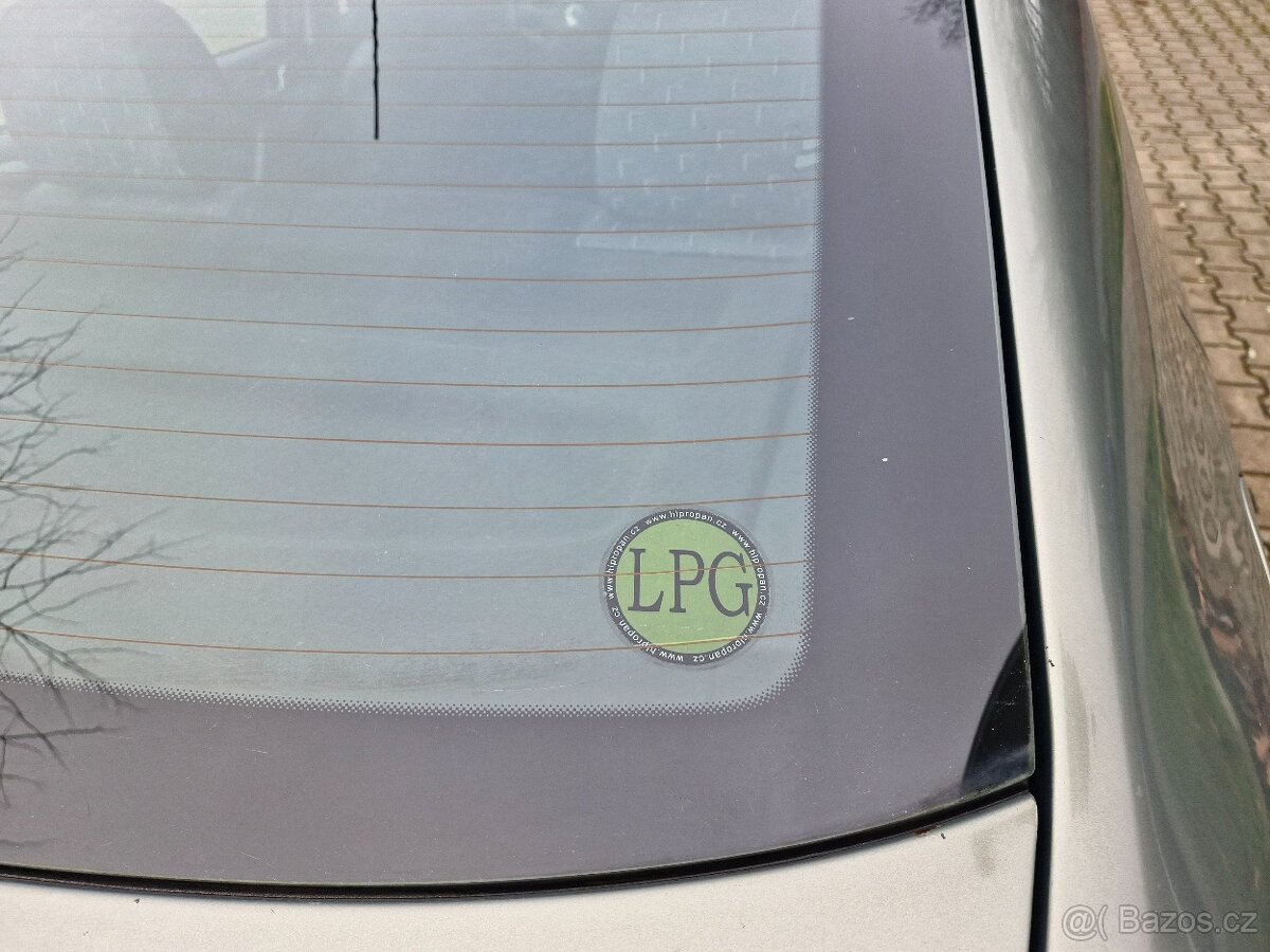 Škoda Octavia 1.6MPI 75KW + LPG Tažné zapsáno v Tp - 12