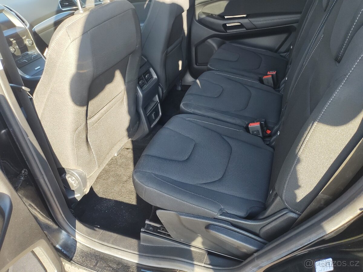 Ford S max Titanium 2.0 D automat 140 kW naj. 99700 km - 12