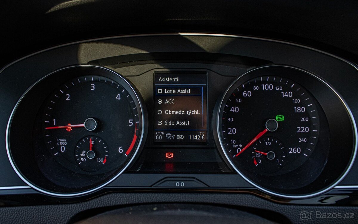 Volkswagen Passat B8.5 Variant 2.0TDI EVO DSG 110kW automat - 12