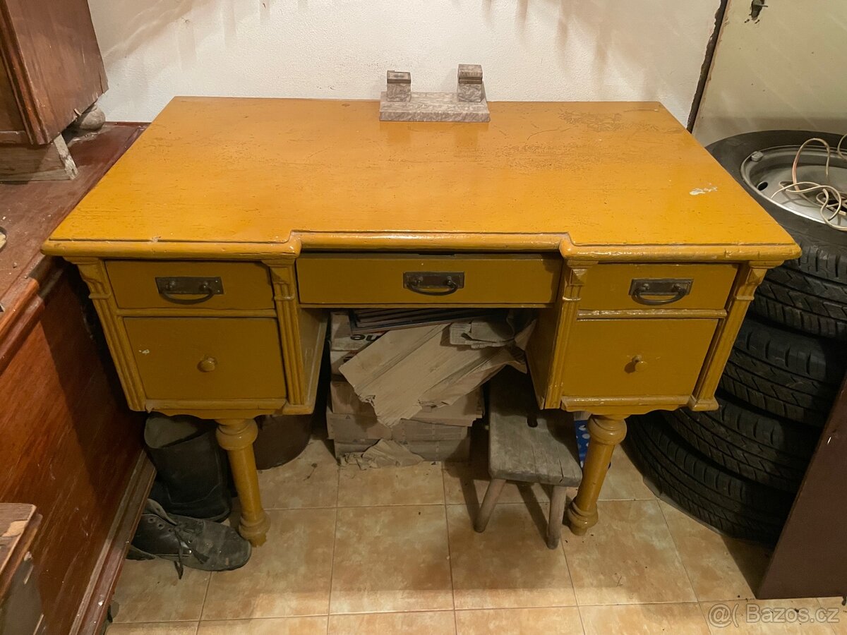 Starožitný nábytek k renovaci - 12