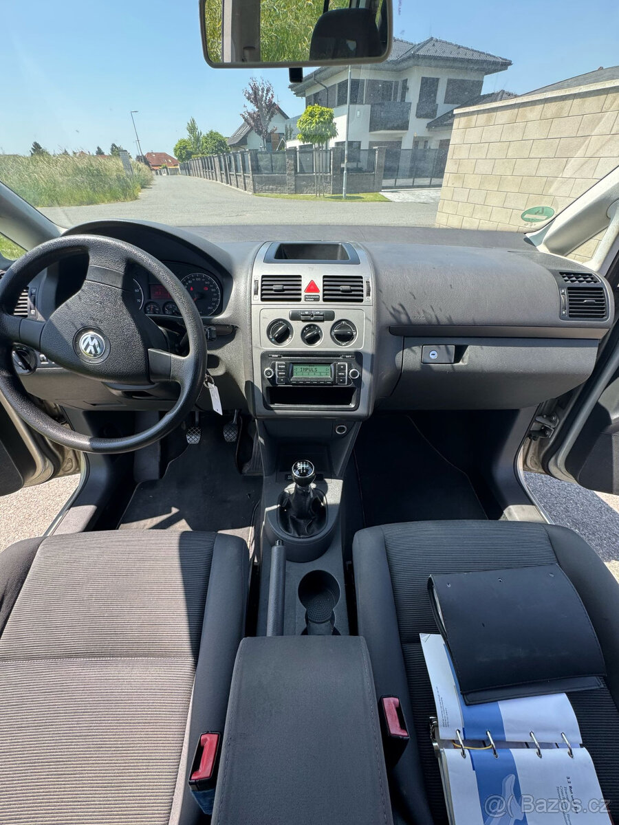 Volkswagen Touran 2.0D EcoFul - 12