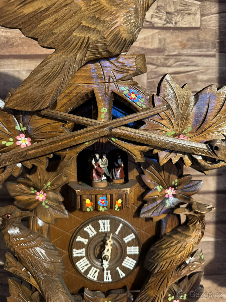 Perfektní starožitné kukačky s hracím strojkem. - 12