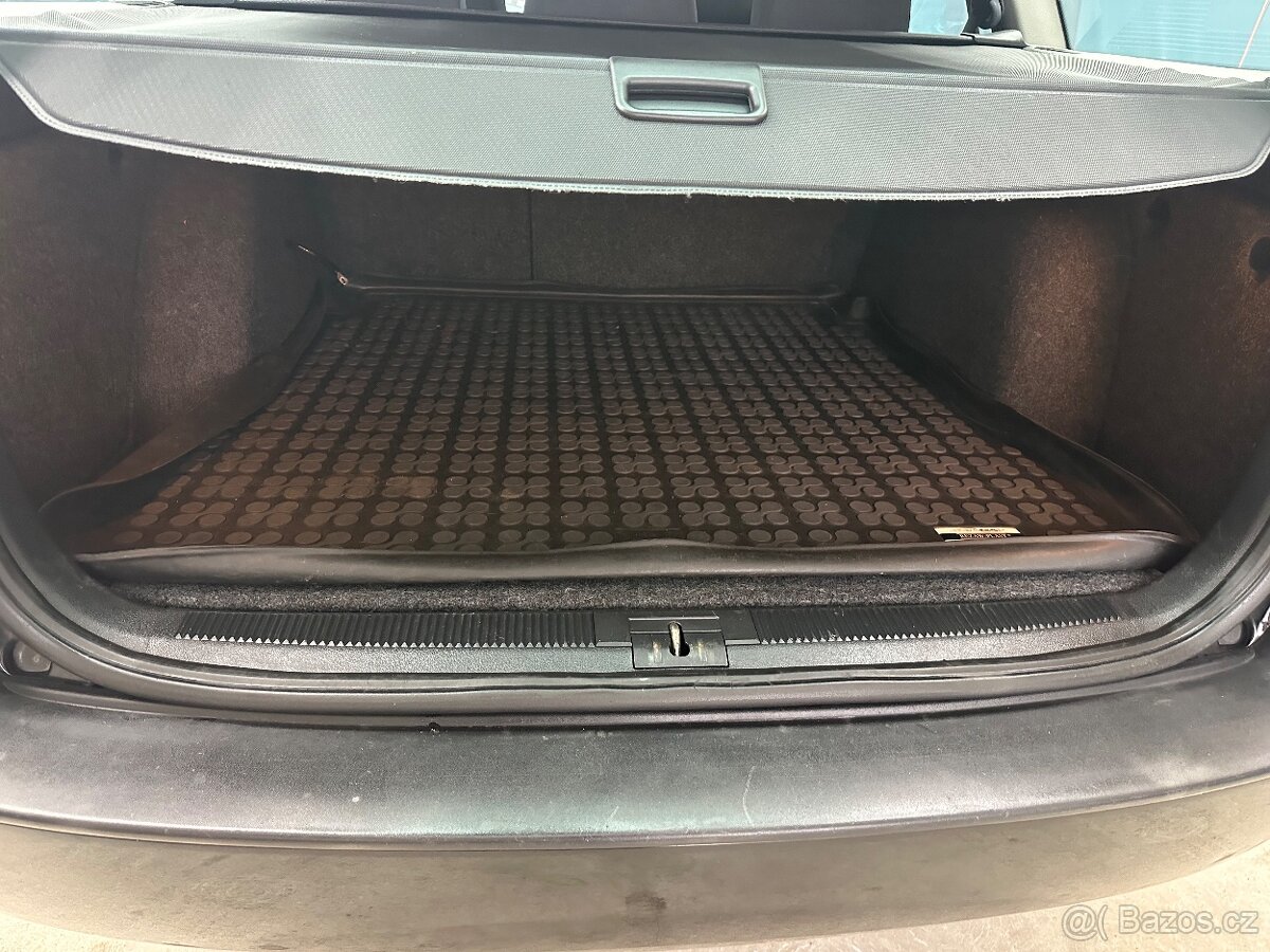 Skoda octavia 1 combi 1.6Mpi 1majitel - 12