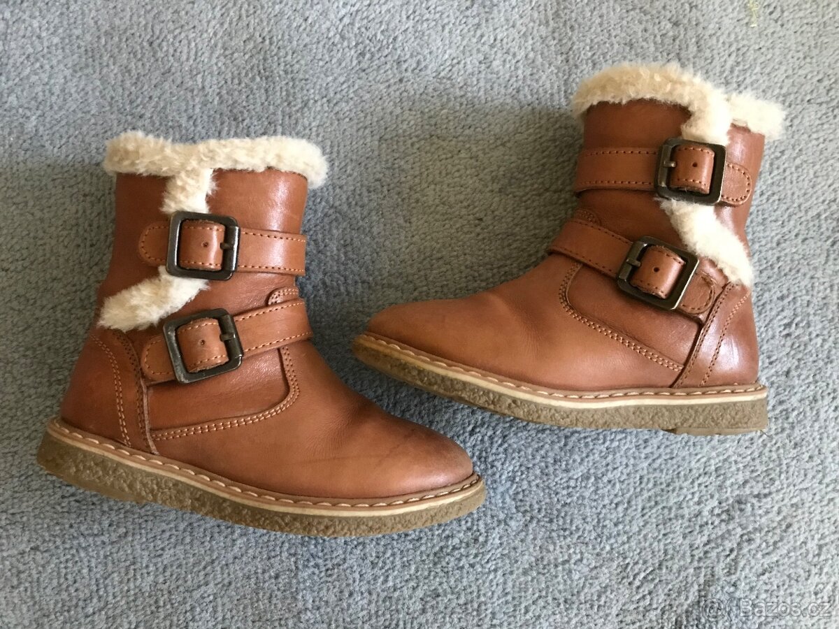 dívčí kožené střevíčky vel.25 - 12