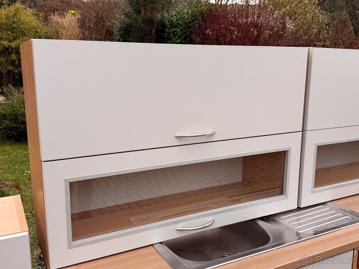 Prodám zánovní KUCHYŇSKOU LINKU - 12