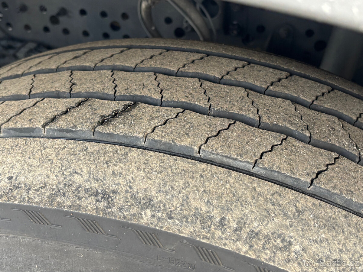 Prodám tahač MERCEDES-BENZ ACTROS 1848 E6 dvouokruhová hydr. - 12