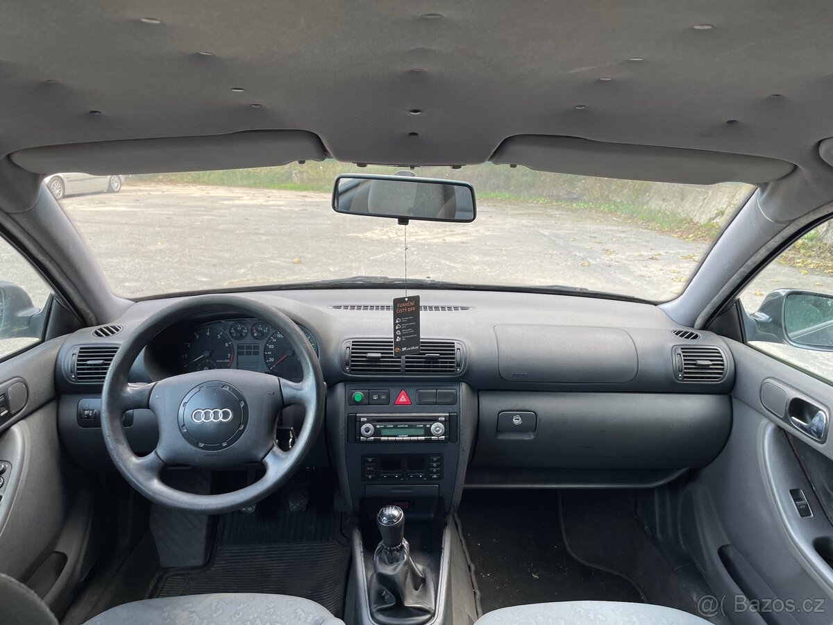 Audi A3 8L 1.6i - 12