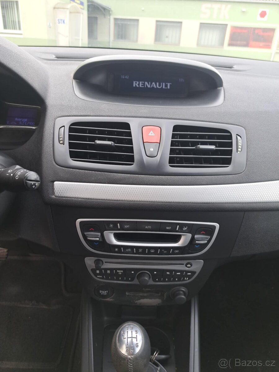Renault Megane combi 1.6i - 12