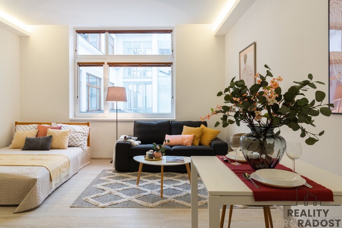 Prodej bytu 6+kk + 2 parkovací stání v Třebíči, byt 6+kk Tře - 12