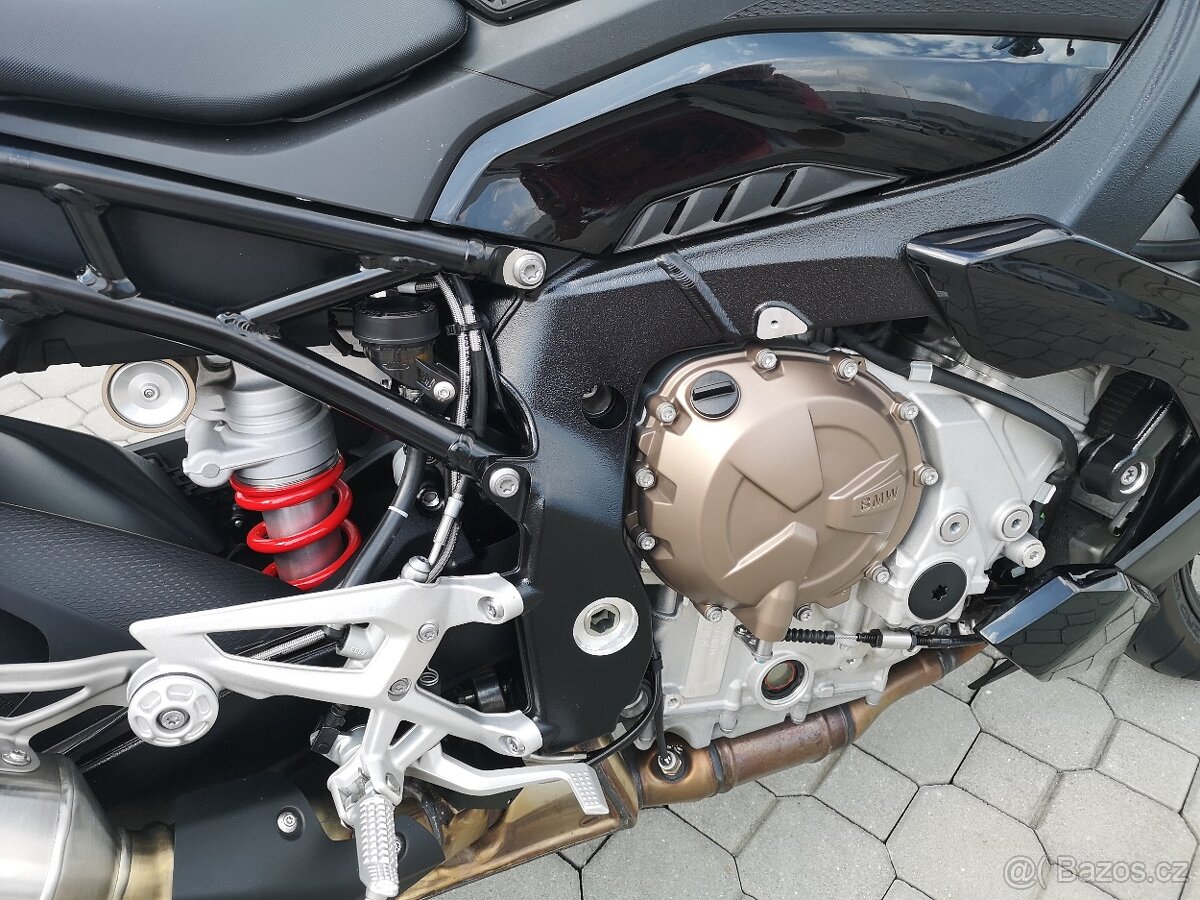 BMW S1000R r.v.2024, 1.majitel, nové v ČR. najeto 8.623 km - 12