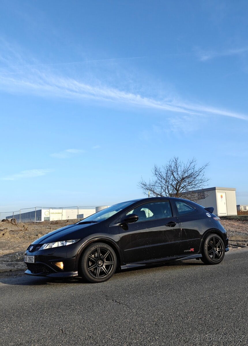 Civic Type-R 8 gen - 12