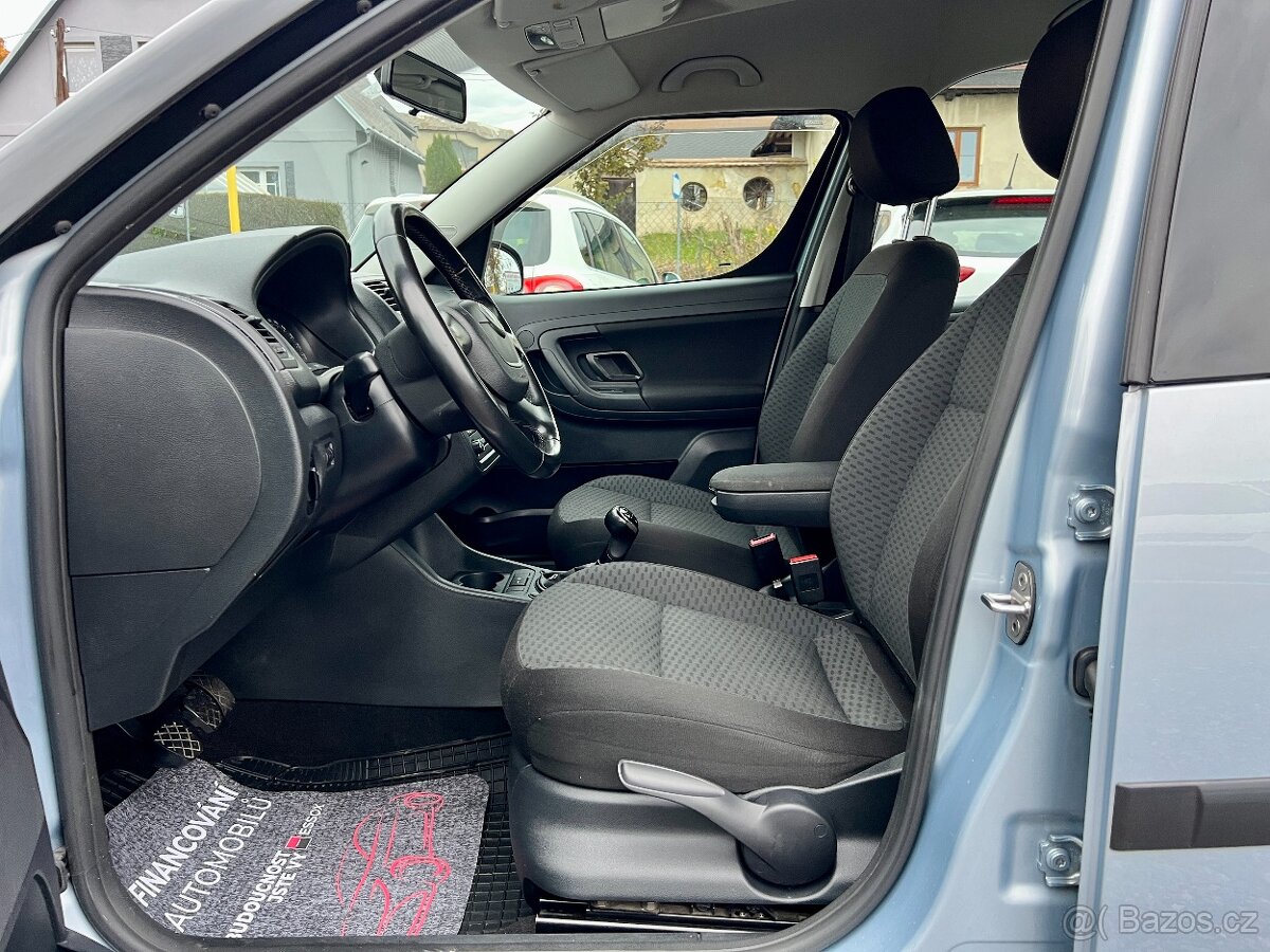 Škoda Roomster 1.2 TSI 63 kW Klima,Servis,Stav - 12