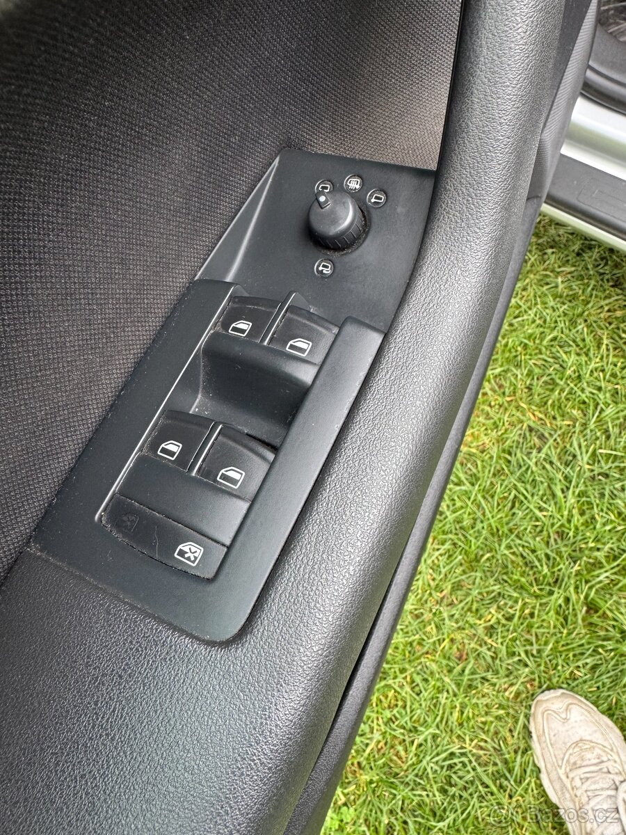 Audi A3 2,0Tdi Sportbck 125kw Quattro 2009,facelift,com.rail - 12