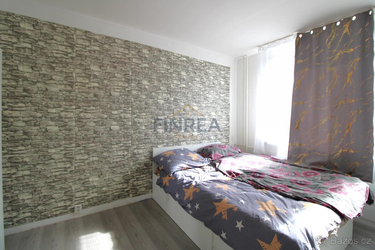 PRÁVĚ ZLEVNĚNO Prodej bytu 4+1 99 m2 Karla Čapka, Krupka - 12