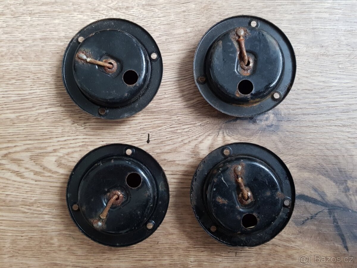 Jawa, Tatra, Praga Škoda - svetla odrazky - 12