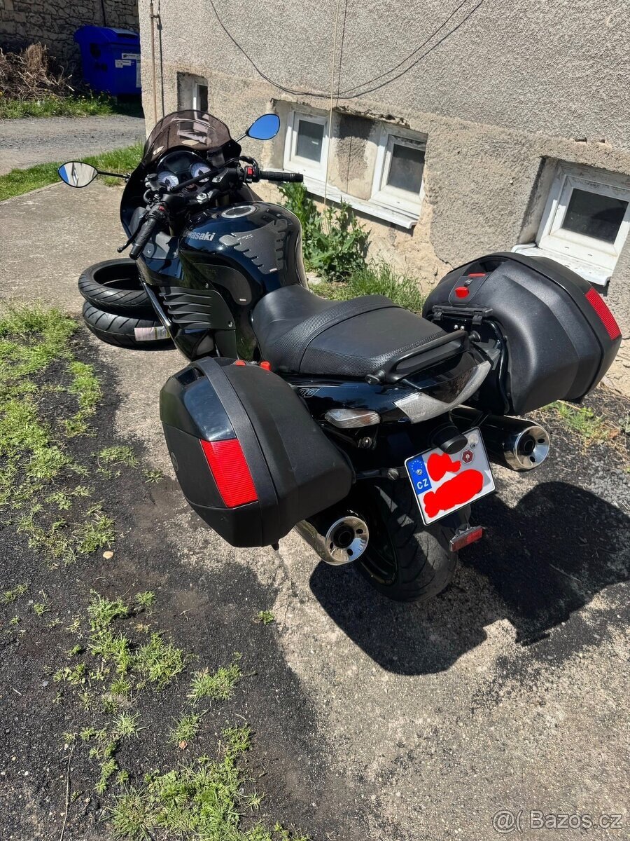 Kawasaki Zzr 1400 - 12