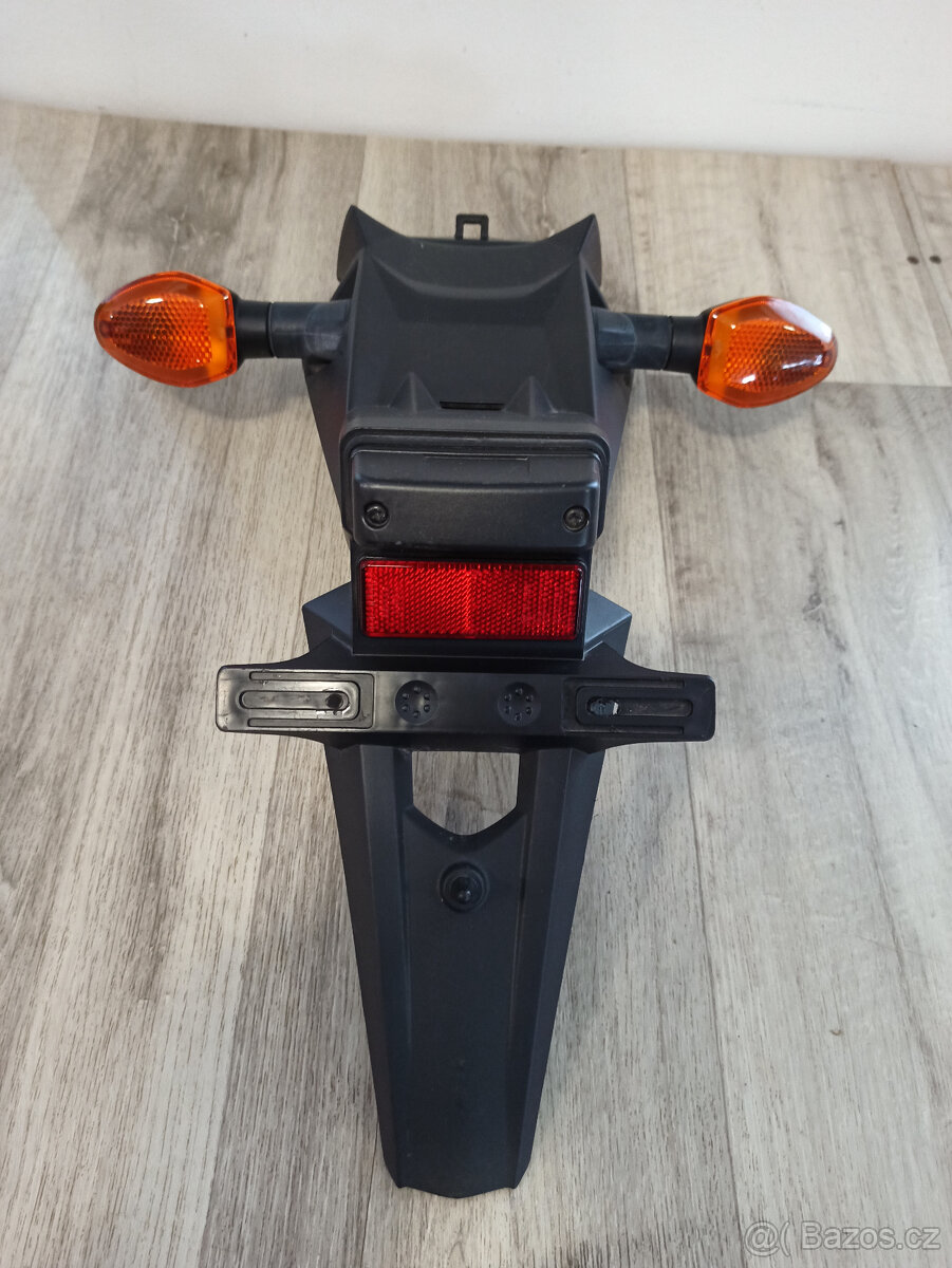 Držáky SPZ+osvětlení+blinkry - 12