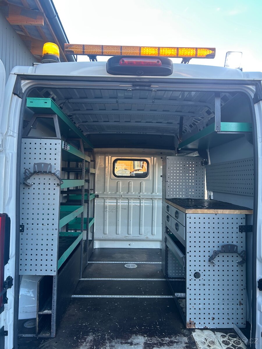 Fiat Ducato 2.3JTD Pojízdná dílna - 12