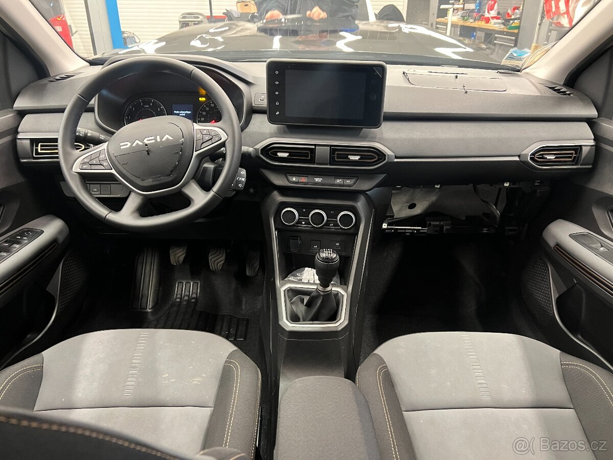Dacia Jogger Extreme+ 1.0i 74 kW - 12