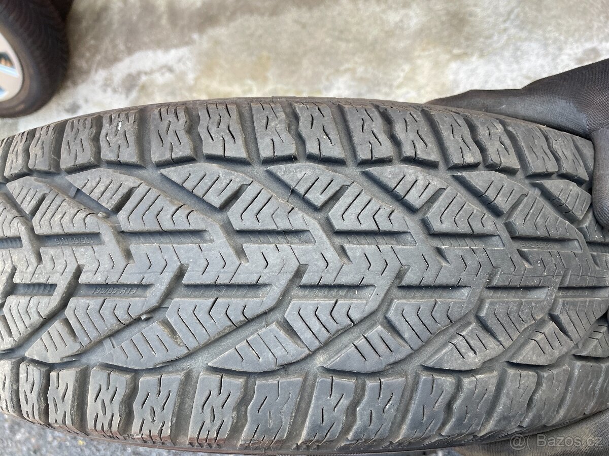 Zimní sada kol - 195/65 R15 Sebring - 5x112 - Škoda - 12