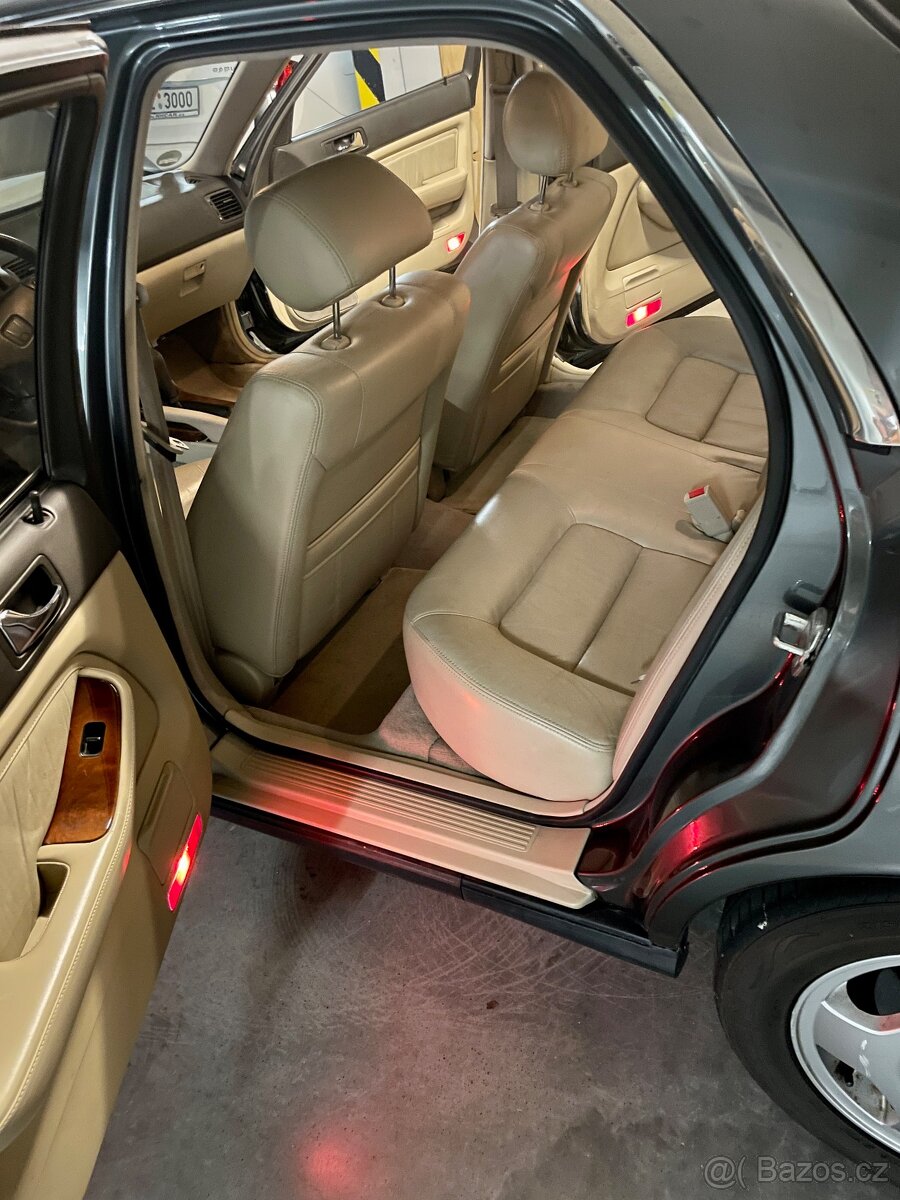 Honda Legend 3.2i V6 - 12