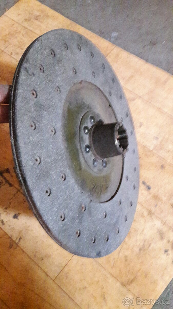 drobnosti k autům - 12