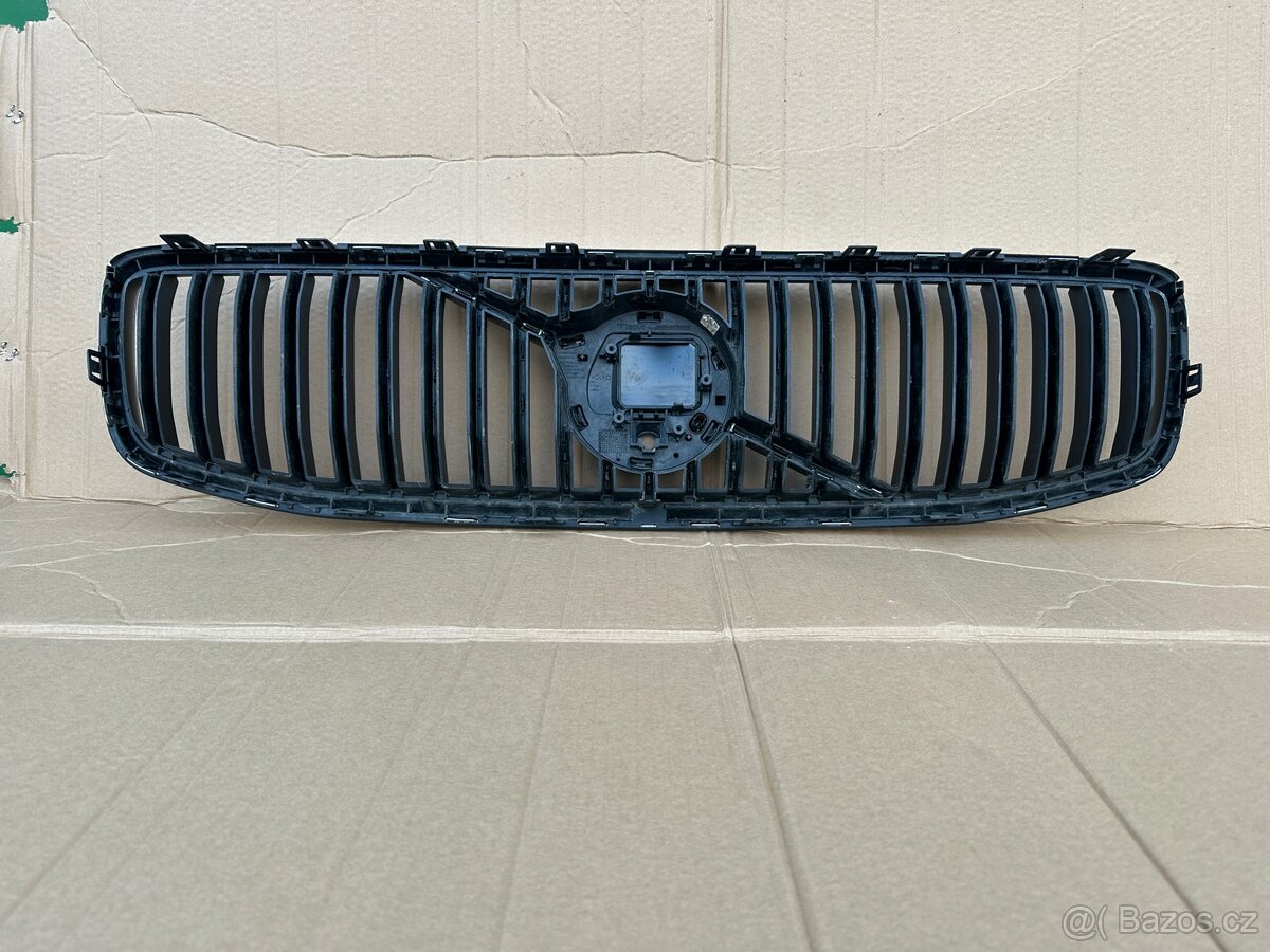 Volvo V90 S90 maska - 12