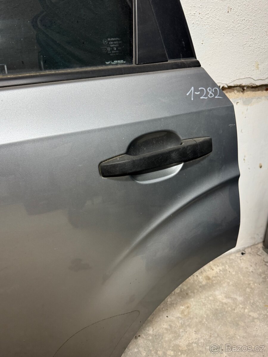 Subaru Forester, Levé dveře - 12