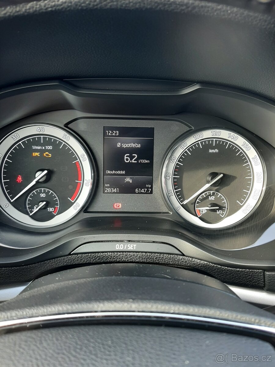 Škoda Karog 1,5 TSI, 5 let záruka - 12