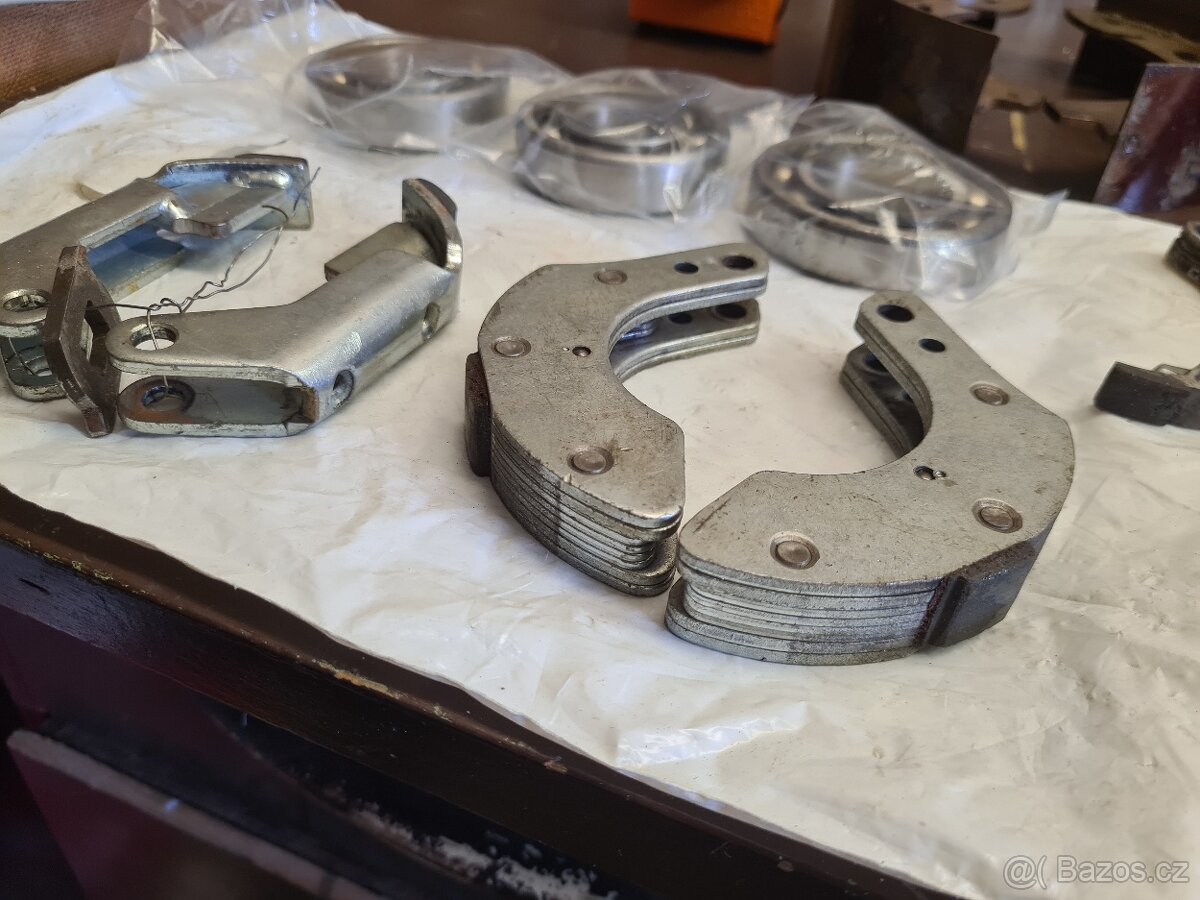 Brzdové čelisti - 12
