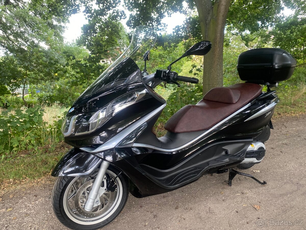 Piaggio X10 500 - 12