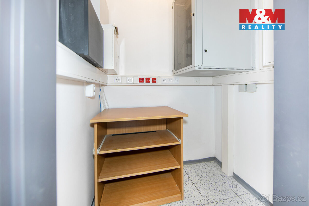 Pronájem kancelářského prostoru, 105m², Kdyně, ul. Náměstí - 12