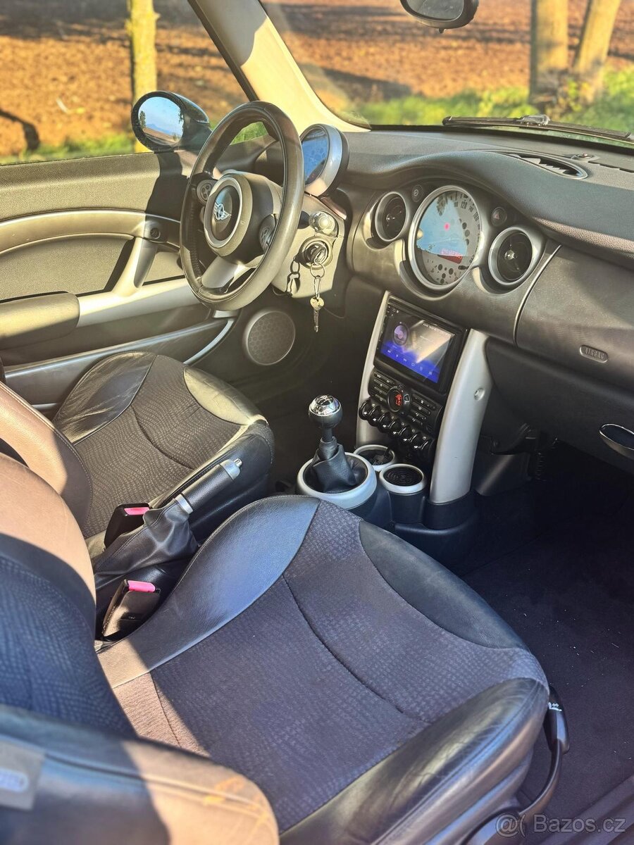 Mini Cooper 85kW, audio, panorama, tampomat, liťáky, 2din,.. - 12