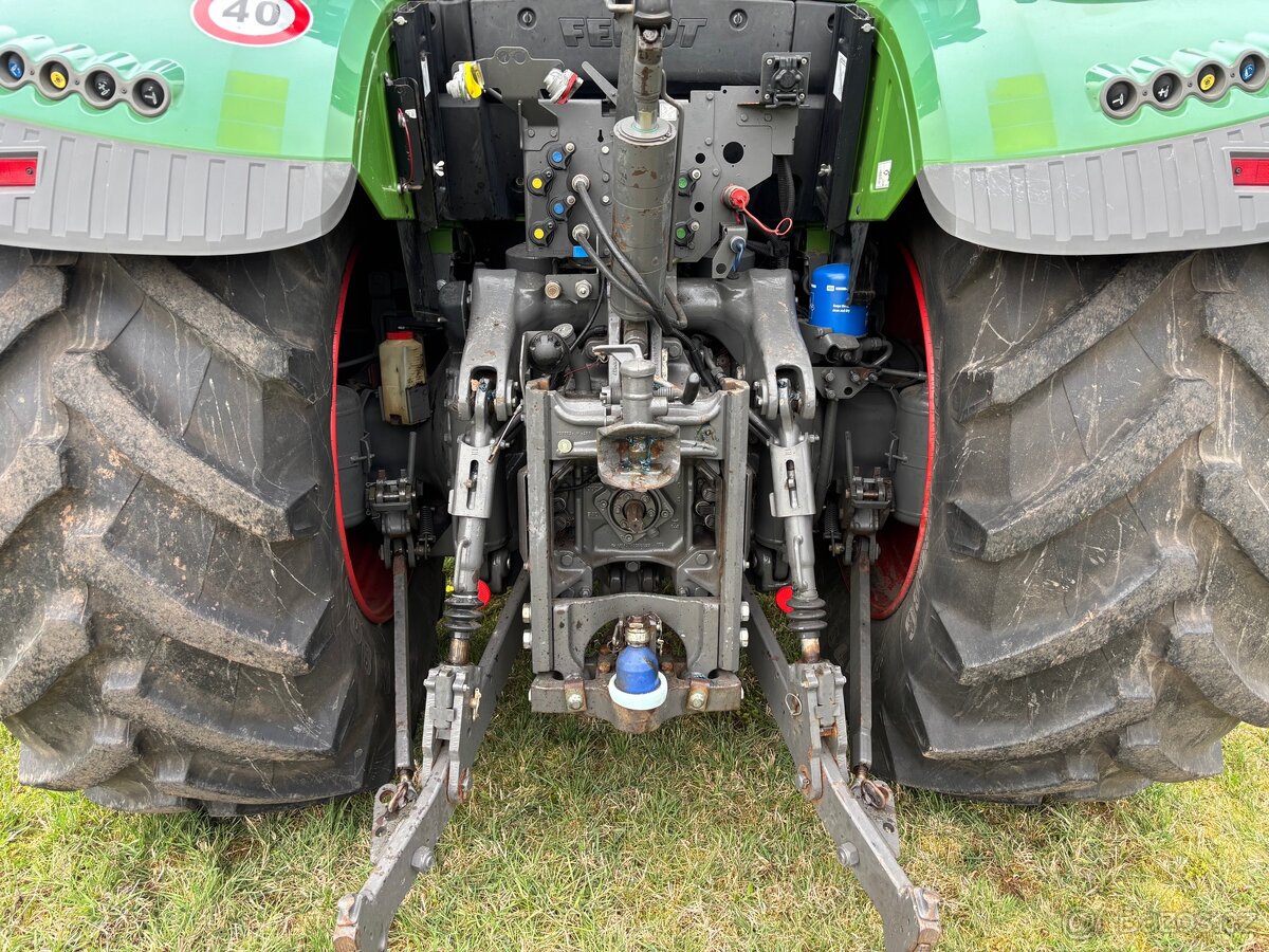 Traktor Fendt 720 S4 vario Profi plus - 12