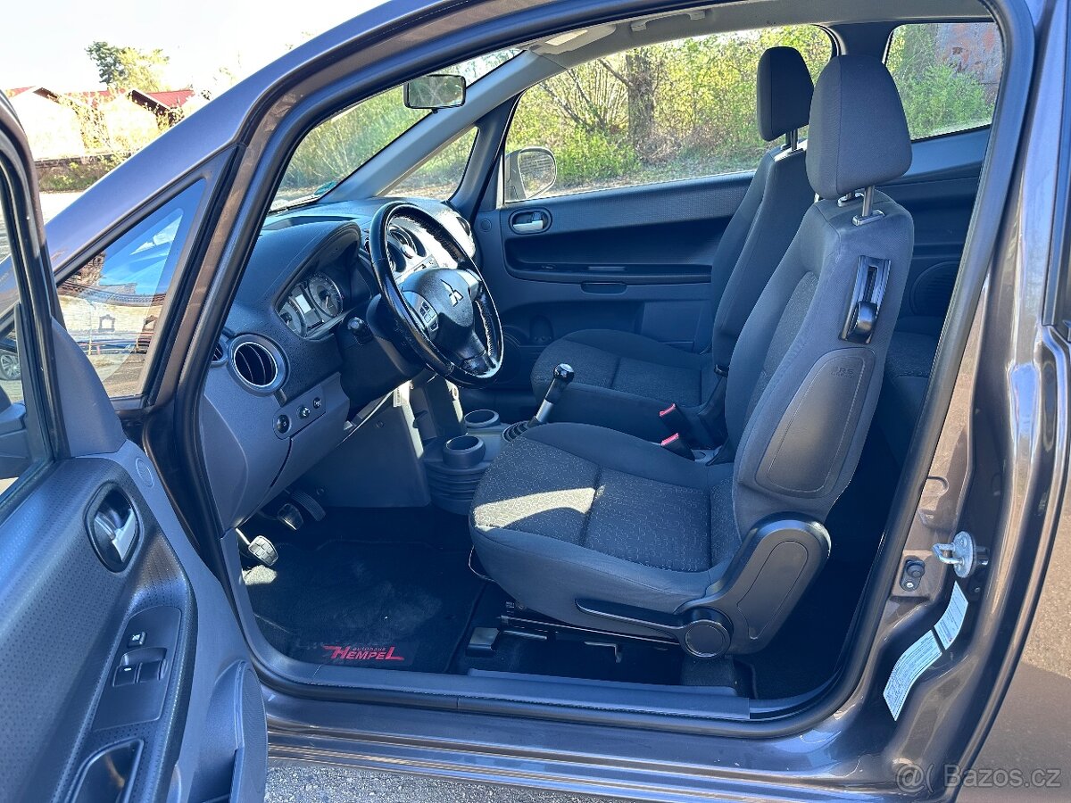 Mitsubishi Colt 1,1i 55kw - 12