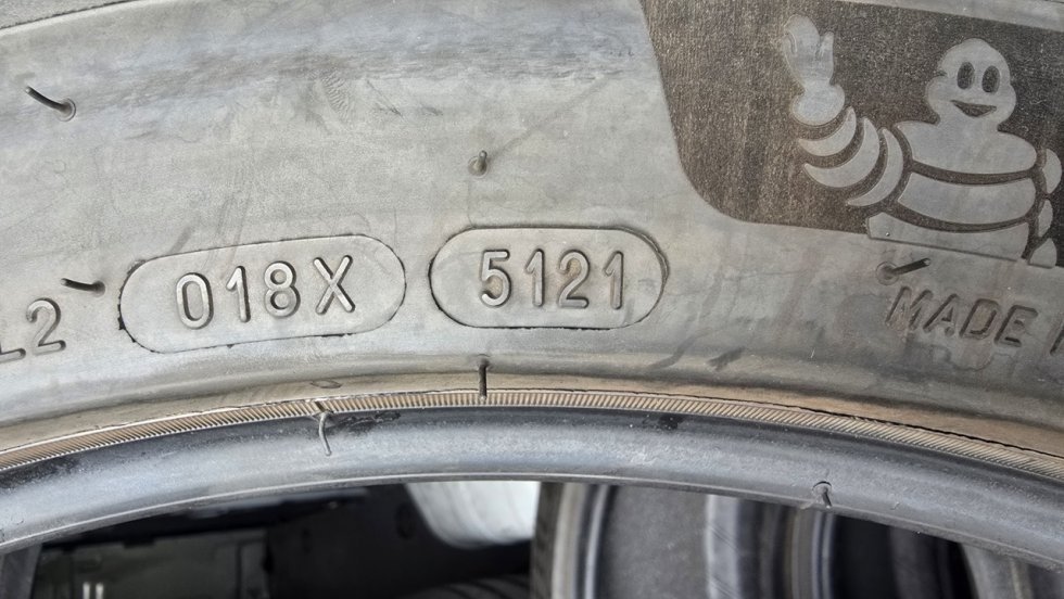 Letní pneu 255/40/20 Michelin - 12