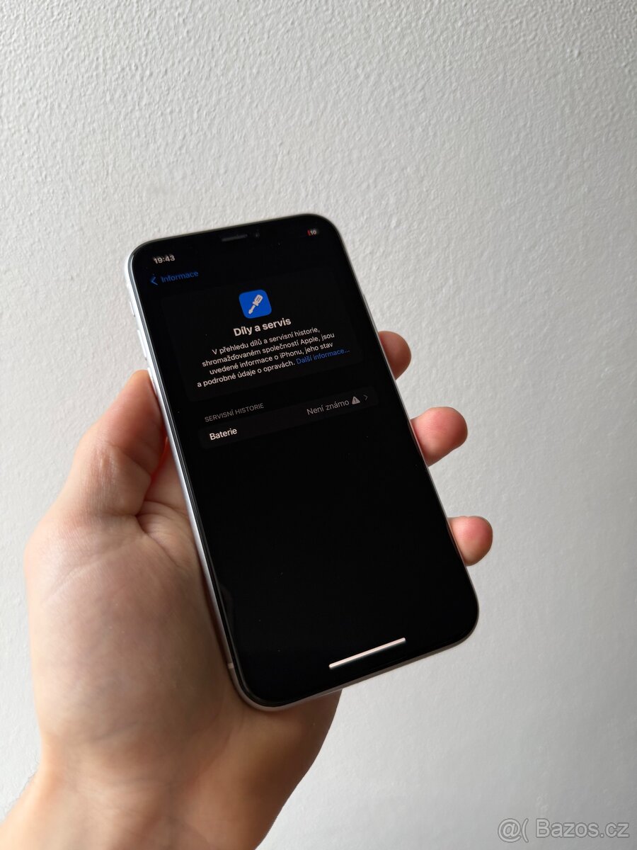 iPhone XR 128gb 100% baterie - 12