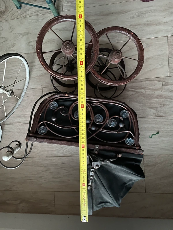 Starožitný proutěný kočárek pro panenky 🧸 loukoťková kola - 12