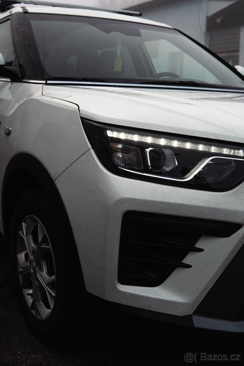 SSANGYONG TIVOLI GRAND - 12