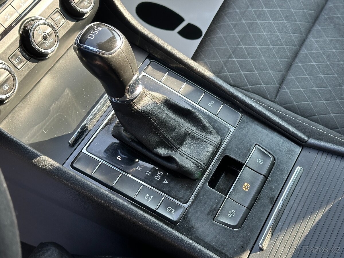 Skoda Superb 2016 - 12