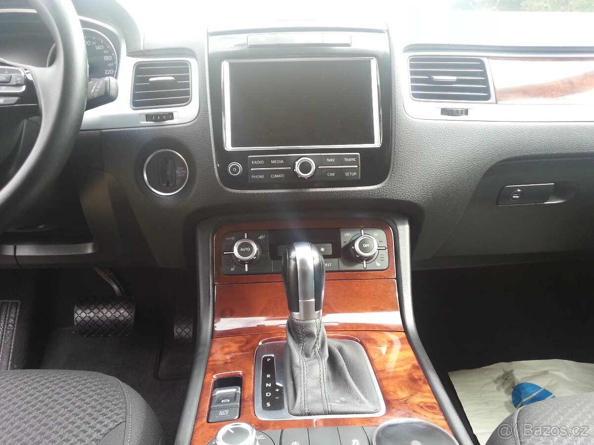 Volkswagen Touareg jen 192000km - 12
