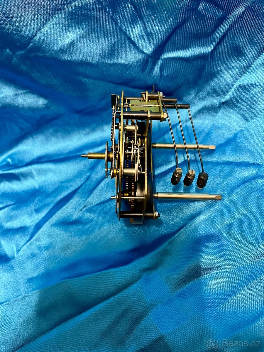 Krbové hodiny Weimar - 12