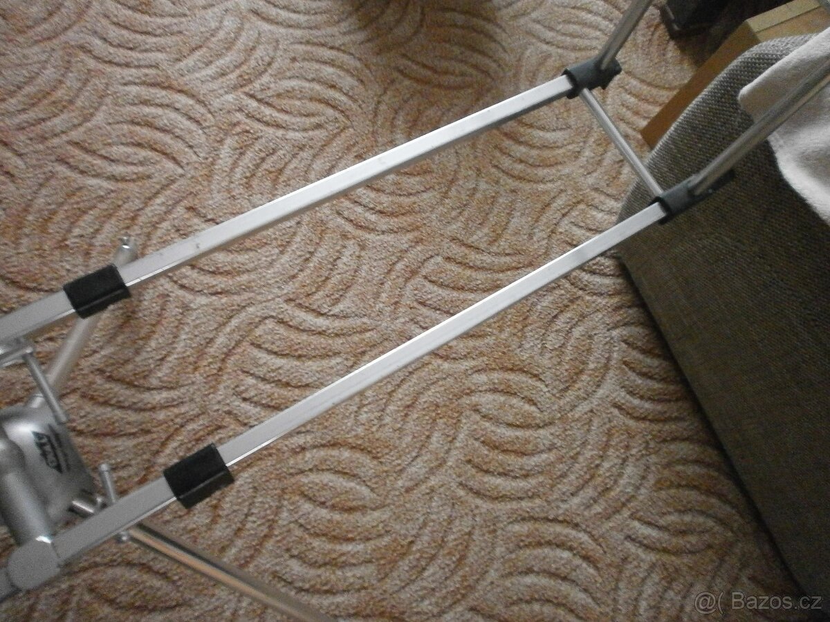 Prodám stojany na rybářské pruty - 12