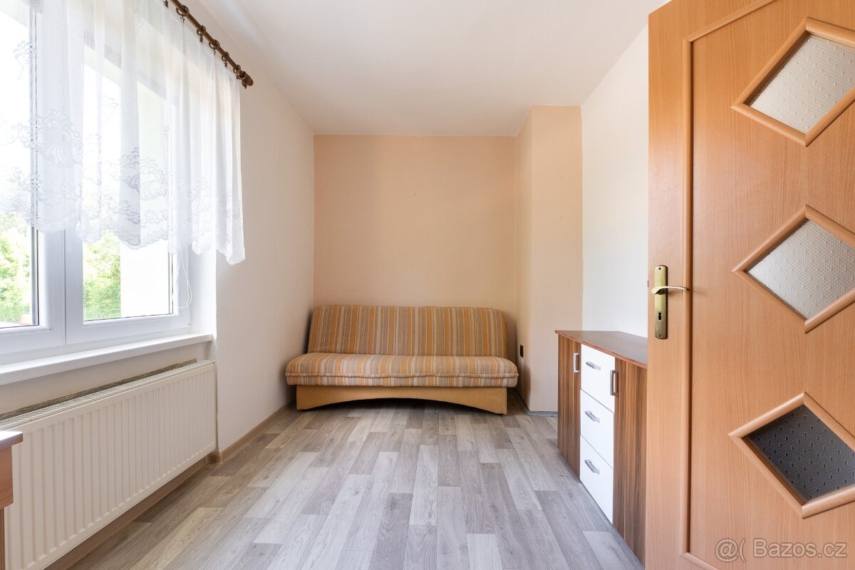 Pronájem bytu se zahradou - REZERVOVÁNO - 12