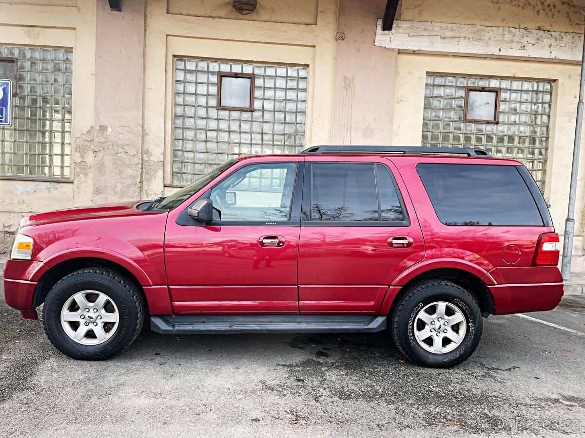 FORD EXPEDITION 5.4 V8 LPG 1.MAJITEL V ČR NOVÁ STK - 12
