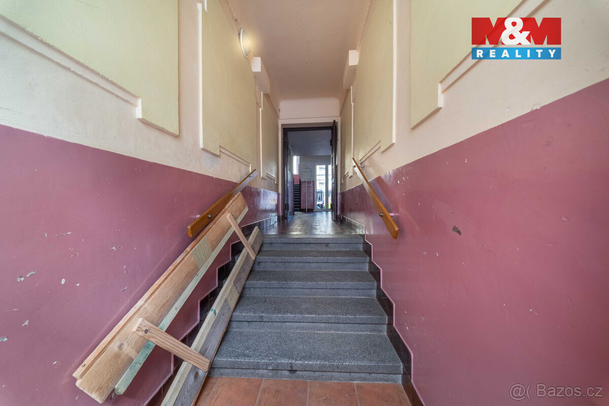 Pronájem bytu 1+kk, 27 m², Plzeň, ul. Vrchlického - 12