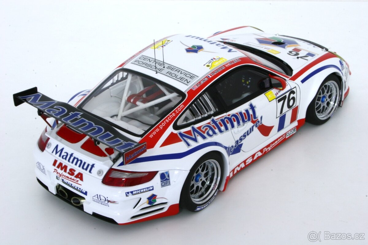 PORSCHE 911 / 997 GT3 RSR / AUTOart 1:18 - 12