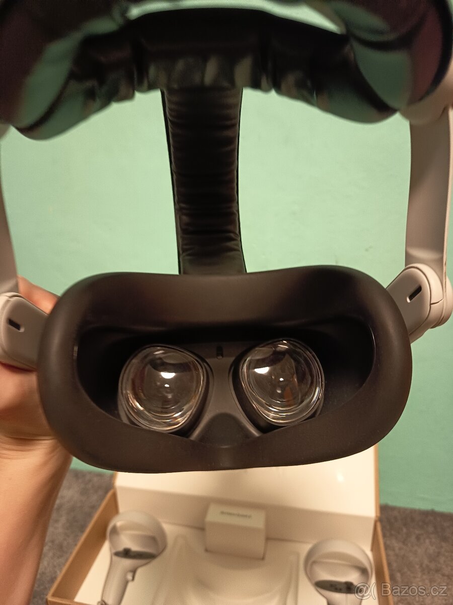 Prodávám vr meta quest 2 125 gb - 12